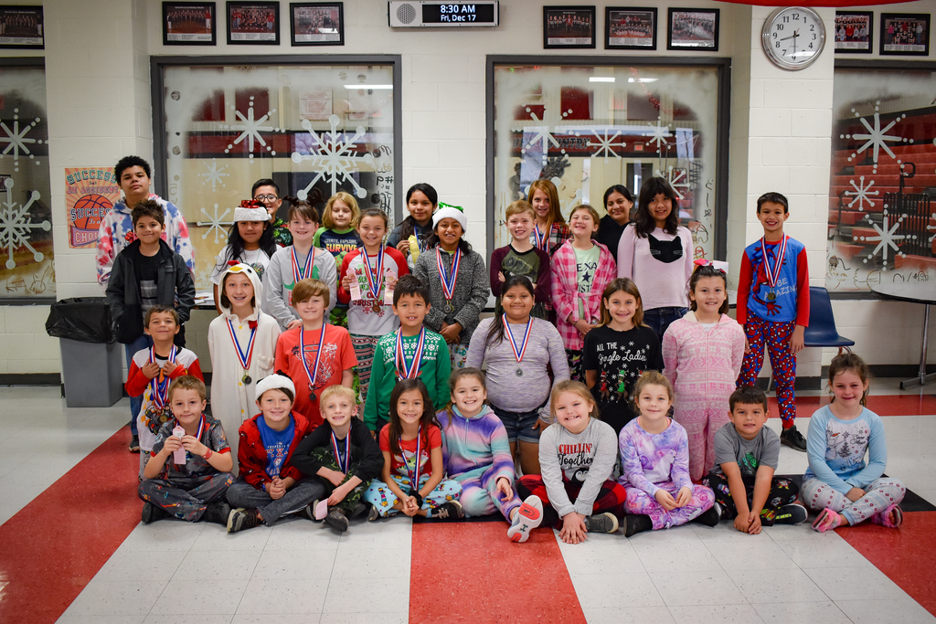 Elementary UIL Academics Participants with medals & ribbons